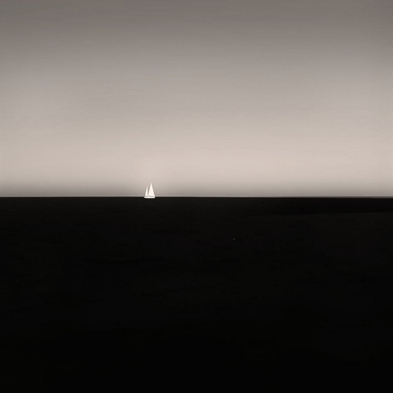 Hélène Vallas ~ The little boat 7/20