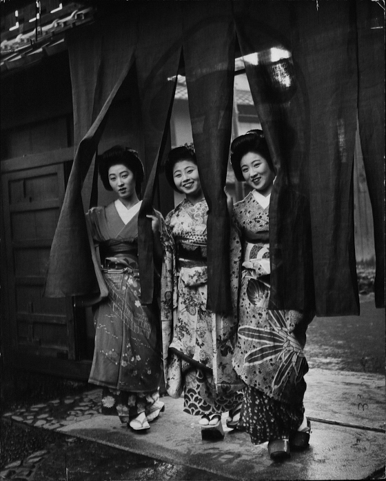 Alfred Eisenstaedt ~ Geisha Party