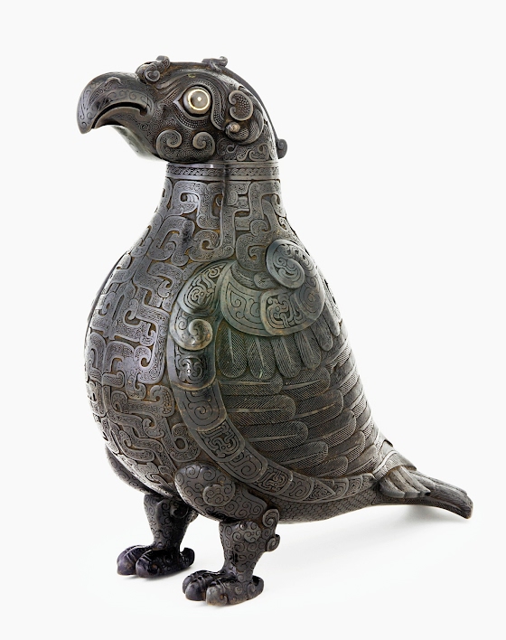 Lidded ritual wine container (zun) in the form of a bird, Shanxi province, China, 5th century BCE